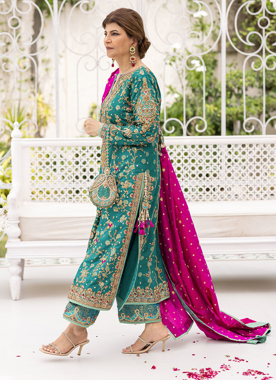 Avisa Emerald Kurta by Farah Talib Aziz - additional view