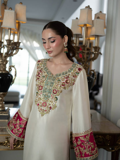 Ivory Tussle Silk Embroidered 3-Piece Suit with Organza Dupatta – Luxury Pakistani Festive Wear