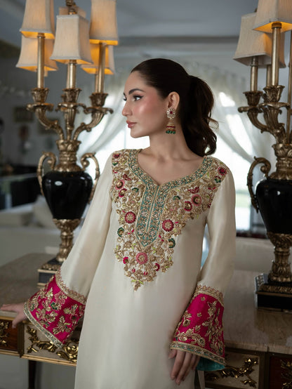 Ivory Tussle Silk Embroidered 3-Piece Suit with Organza Dupatta – Luxury Pakistani Festive Wear