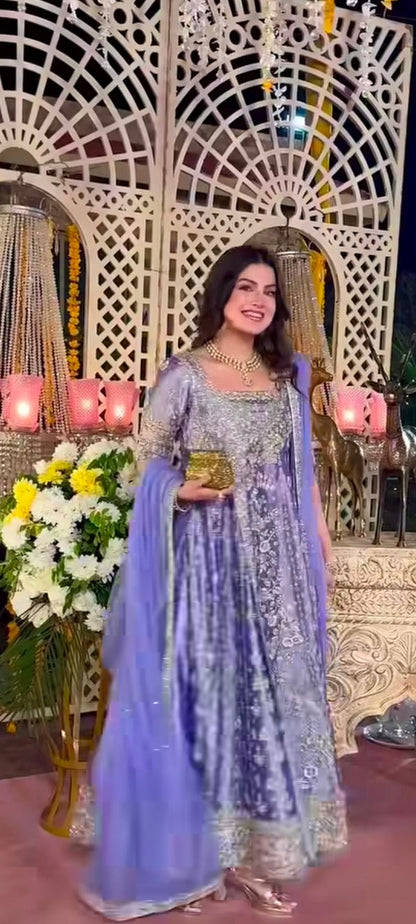 Eyena zari tissue maxi by Haris Shakeel - additional view