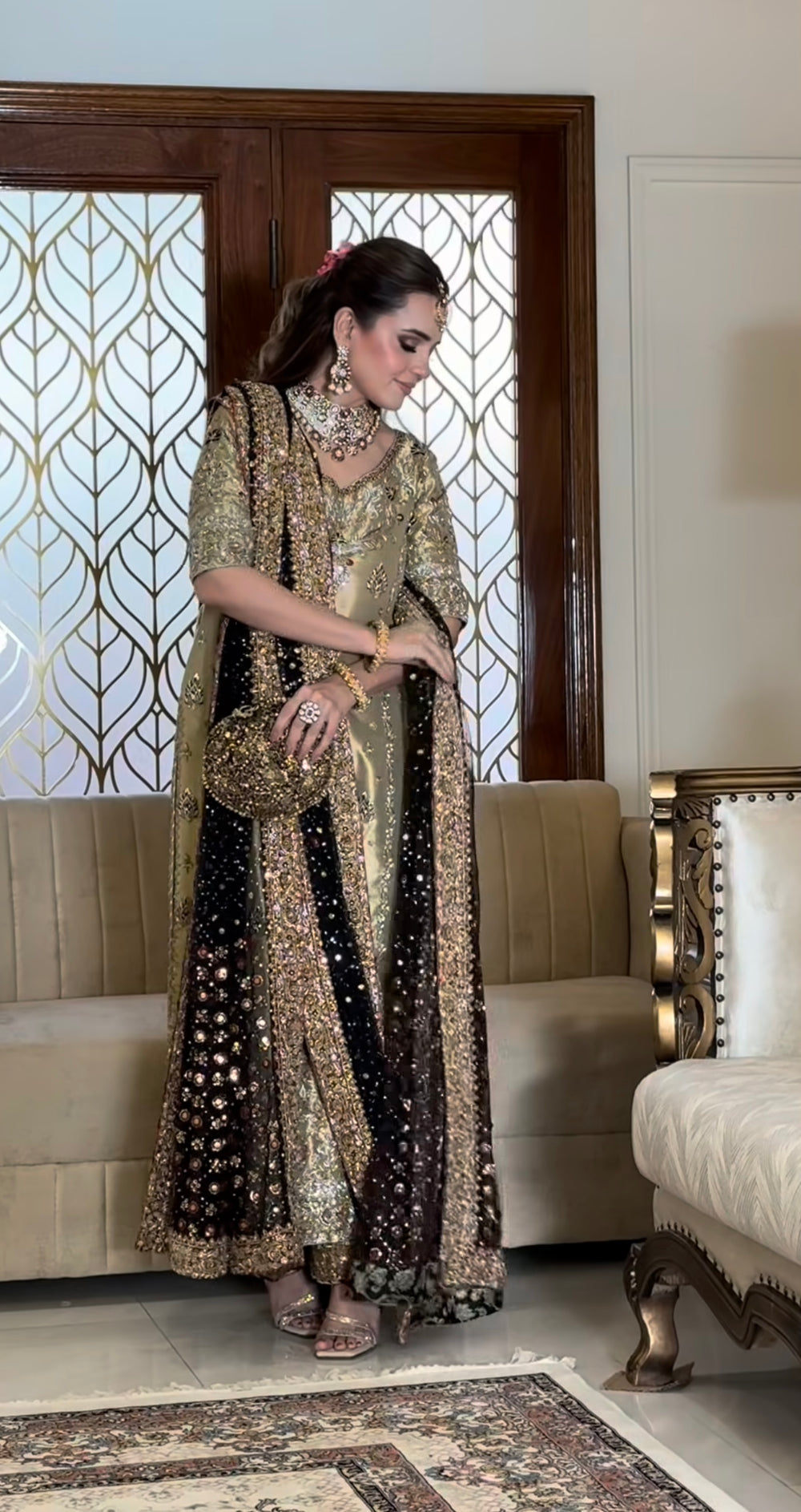 Haris Shakeel tissue masoori suit by Sumbul Iqbal - detail view
