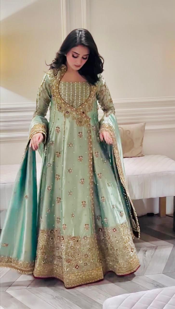Urooj andarkha suit by Haris Shakeel - detail view