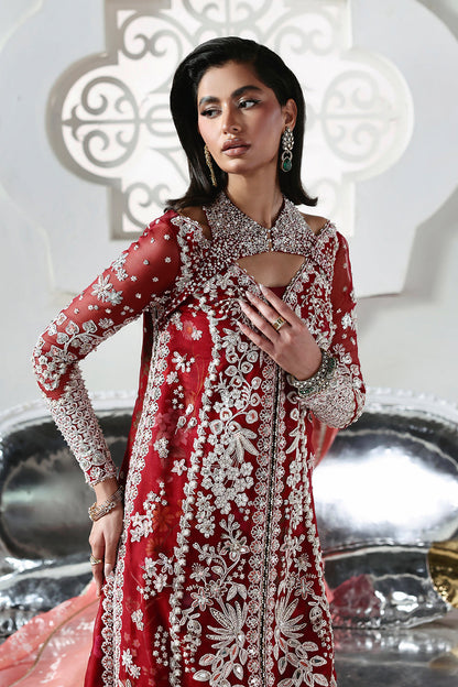 Solara raw silk suit by Soraya - detail view