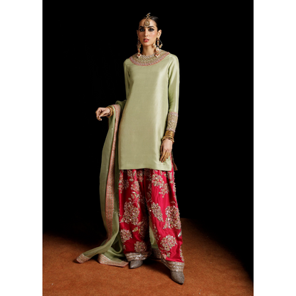 Doron mehndi suit by Hussain Rehar at Fatimaa Store