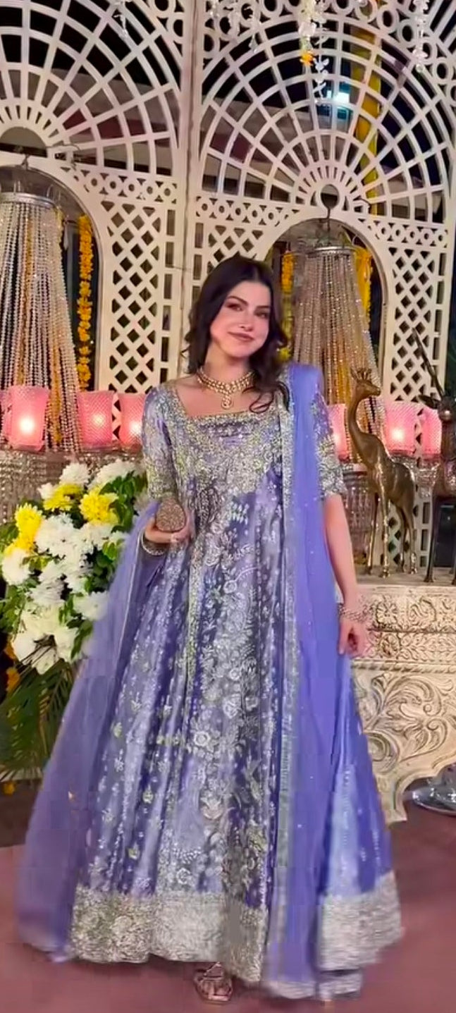 Eyena zari tissue maxi by Haris Shakeel - styled look