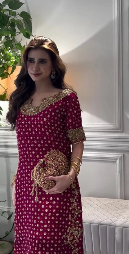 Aisha Afridi formal suit by Haris Shakeel - close up